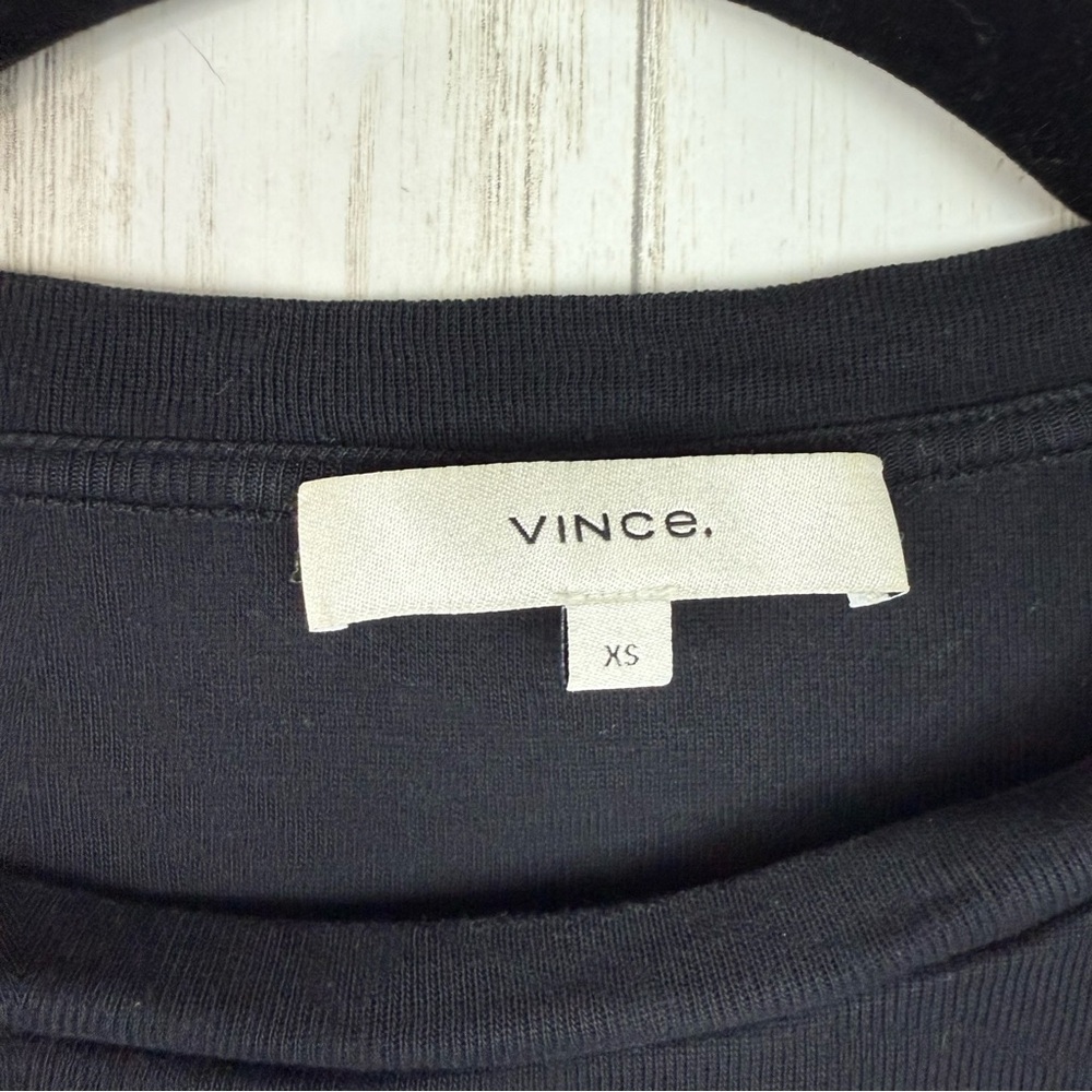Vince XS black Top - Picture 2 of 4